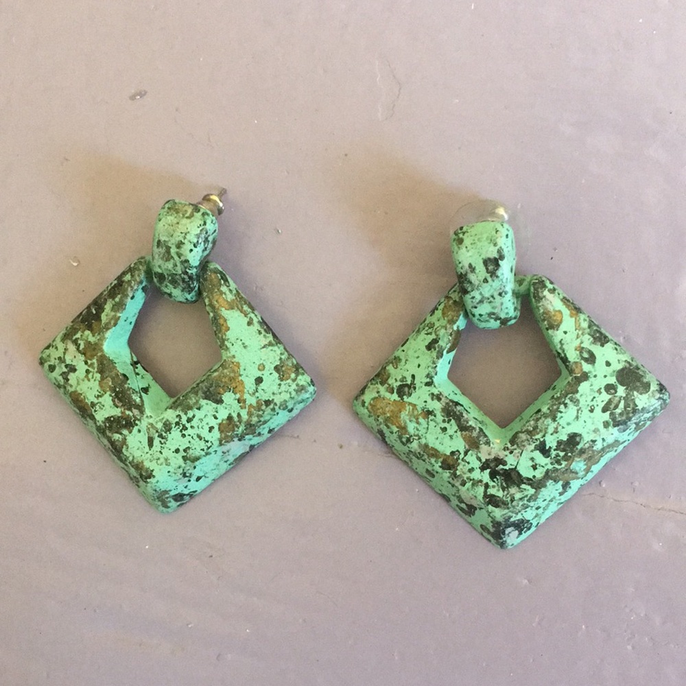 Turquoise and gold earrings